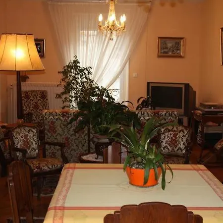 Holiday home La Halte Des Princes
